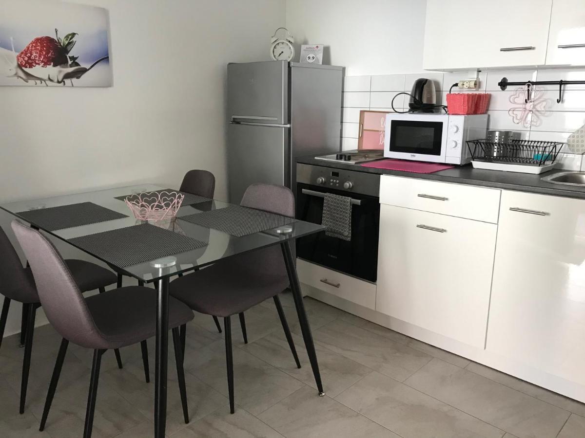Do-Ti Apartmanhaz Балатонлелле Экстерьер фото